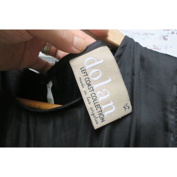 Anthropologie Dolan Astoria Open Twist Keyhole Sleeveless Blouse - Picture 4 of 7